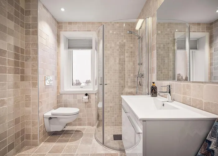 Gullstein Lägenhetshotell 3*