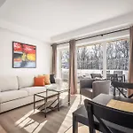 Gullstein 3*