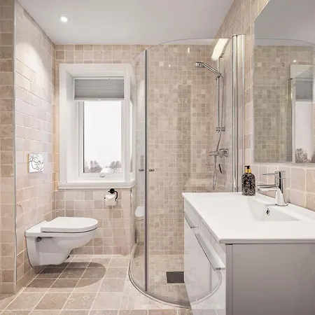 Gullstein Aparthotel 3*